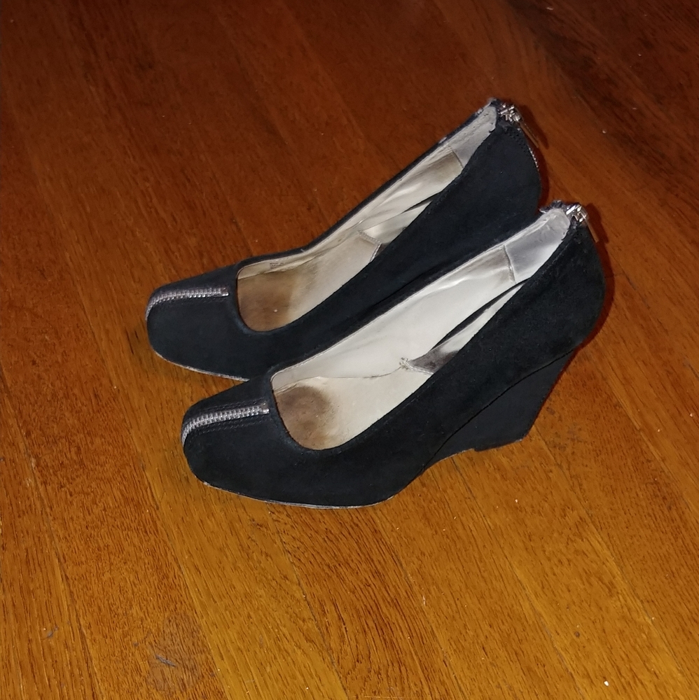 Michael kors wedges - Picture 2 of 3